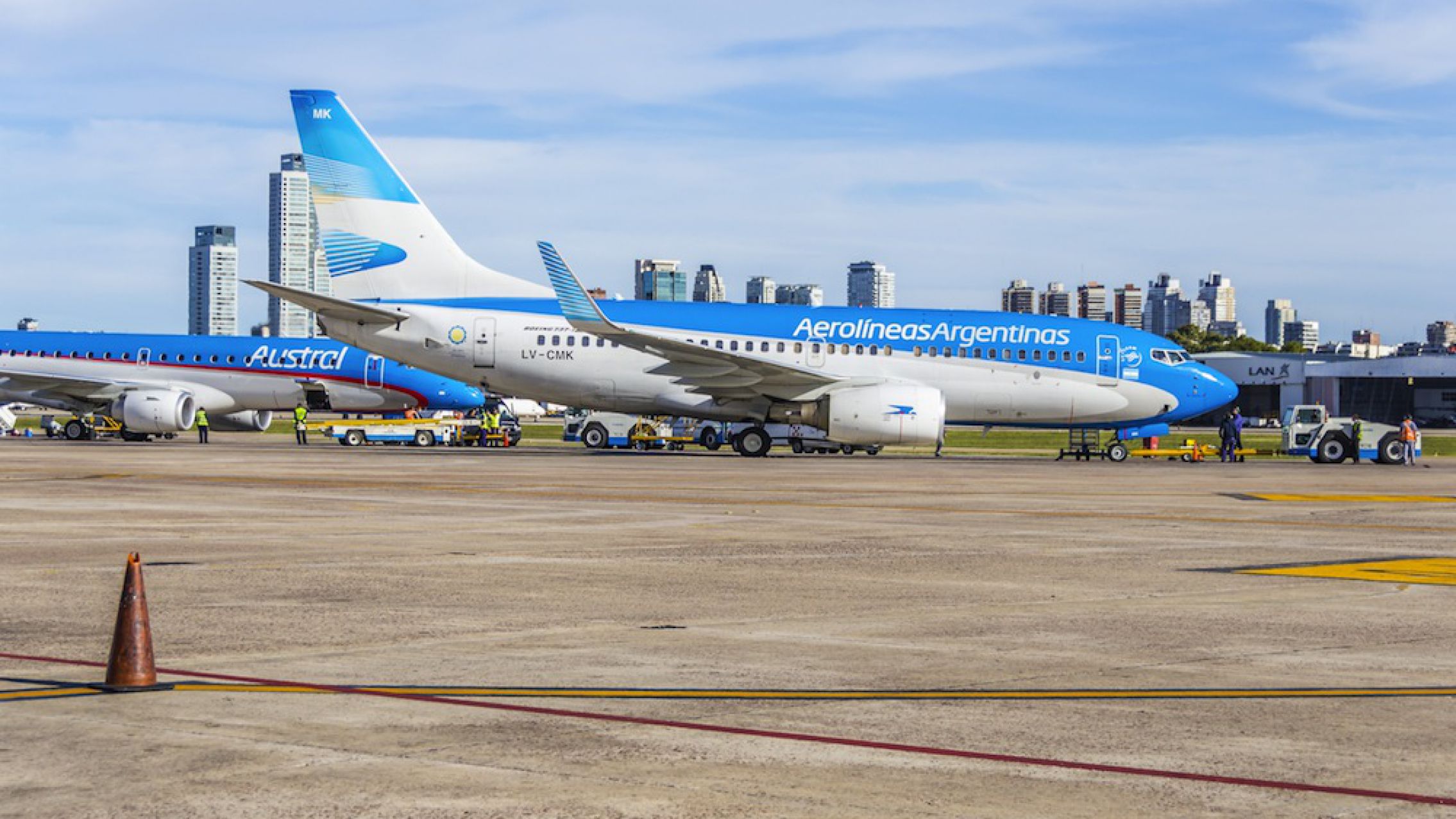 Paro aeronáutico: cómo funcionan los aeropuertos con vuelos suspendidos y demoras